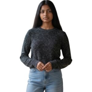 Aritzia Wilfred Sweater Size Medium Italian Yarn in Marled Gray Cropped